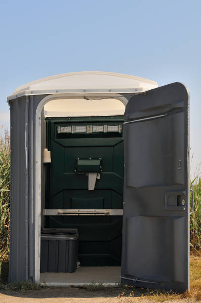 Best Affordable porta potty rental  in Barberton, WA
